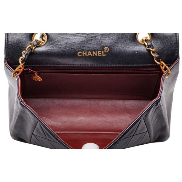 Chanel Matelasse Chain Shoulder Lambskin Black Gold Metal Fittings - Picture 8 of 9